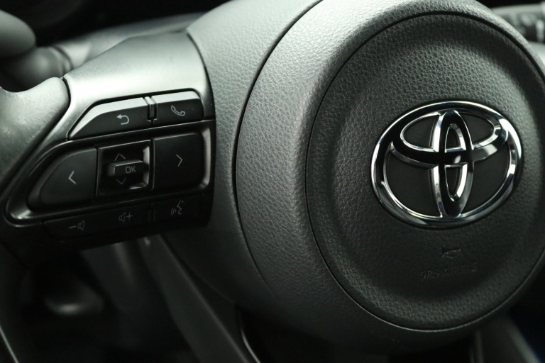 Toyota Yaris - 1.5 Hybrid Tokyo Pop Out 18