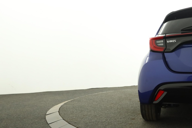 Toyota Yaris - 1.5 Hybrid Tokyo Pop Out 39