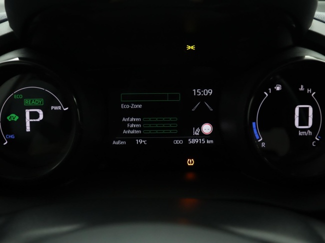 Toyota Yaris - 1.5 Hybrid Tokyo Pop Out