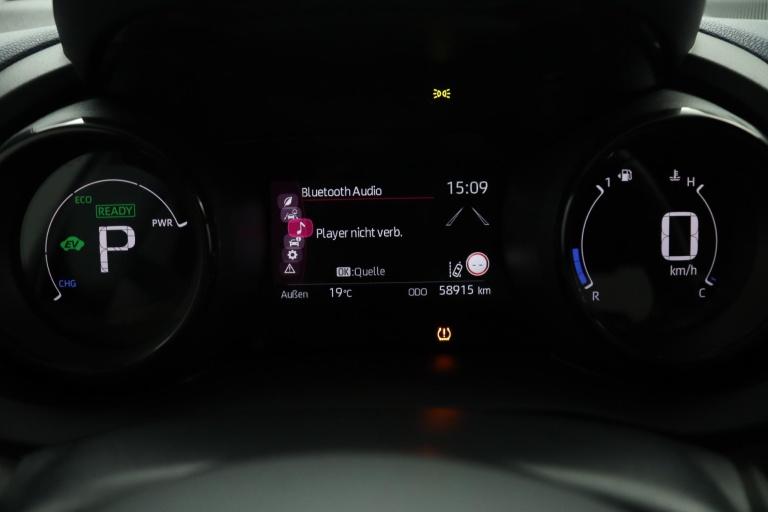 Toyota Yaris - 1.5 Hybrid Tokyo Pop Out 47