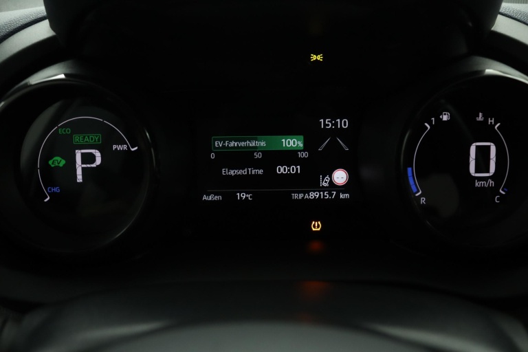 Toyota Yaris - 1.5 Hybrid Tokyo Pop Out 54