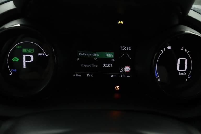 Toyota Yaris - 1.5 Hybrid Tokyo Pop Out 56