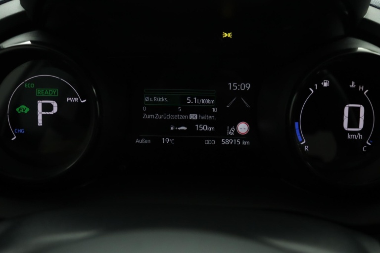 Toyota Yaris - 1.5 Hybrid Tokyo Pop Out 6