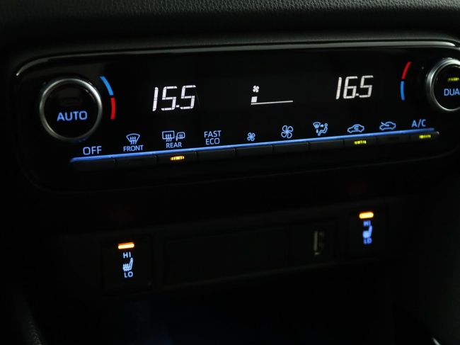Toyota Yaris - 1.5 Hybrid Tokyo Pop Out