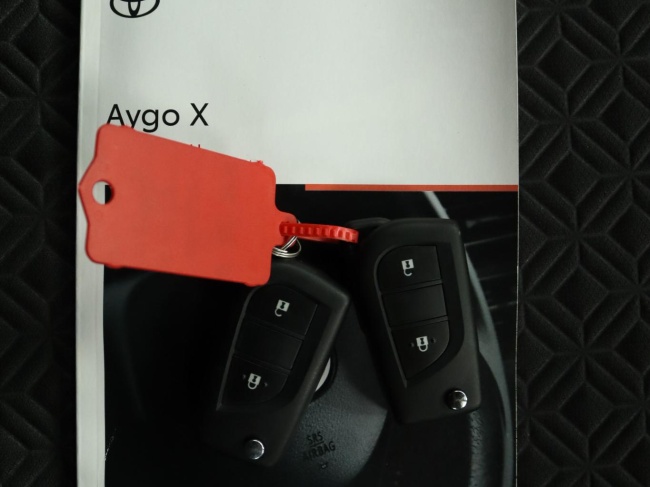 Toyota Aygo X - 1.0 VVT-i S-CVT Pulse