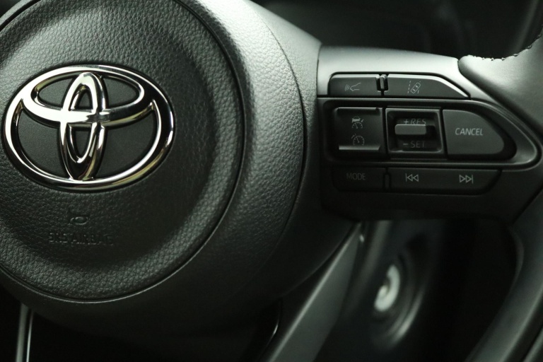 Toyota Aygo X - 1.0 VVT-i S-CVT Pulse 21