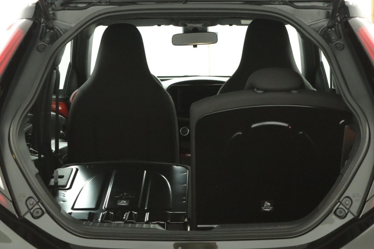 Toyota Aygo X - 1.0 VVT-i S-CVT Pulse 25