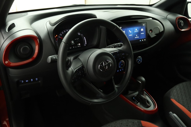 Toyota Aygo X - 1.0 VVT-i S-CVT Pulse 57
