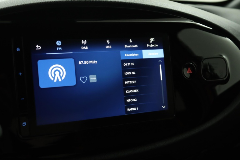 Toyota Aygo X - 1.0 VVT-i S-CVT Pulse 8