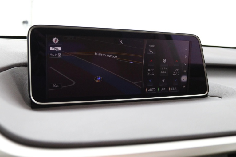 Lexus RX - 450h 4WD Luxury Line 44