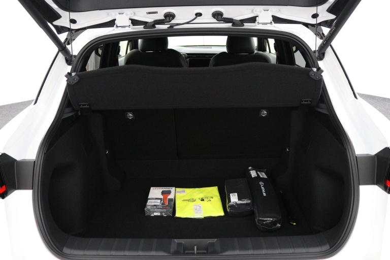 Lexus LBX - 35th Edition 22