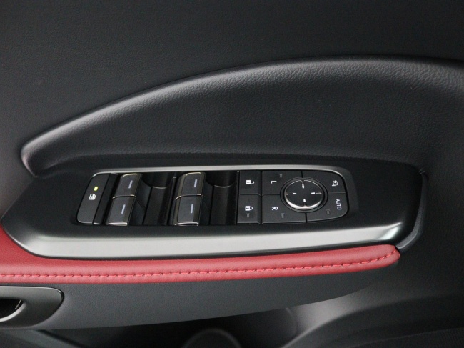 Lexus LBX - 35th Edition