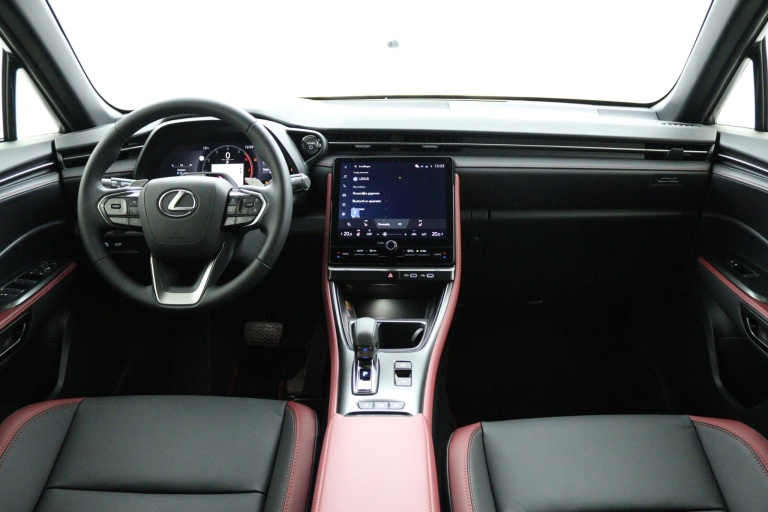 Lexus LBX - 35th Edition 4