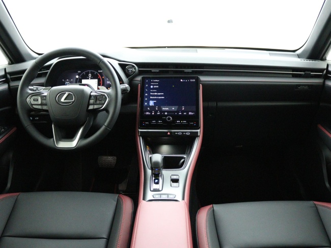 Lexus LBX - 35th Edition