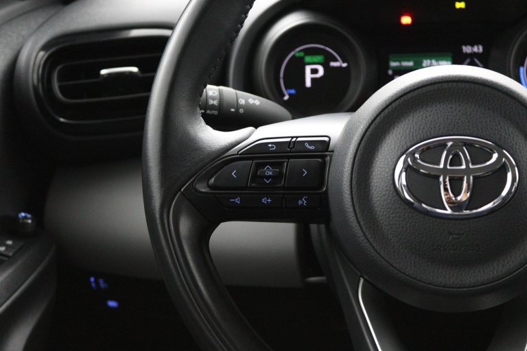 Toyota Yaris Cross - 1.5 Hybrid 19