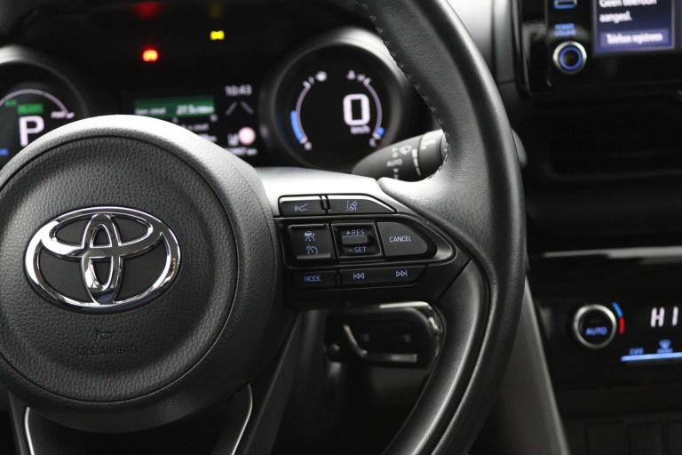 Toyota Yaris Cross - 1.5 Hybrid 21