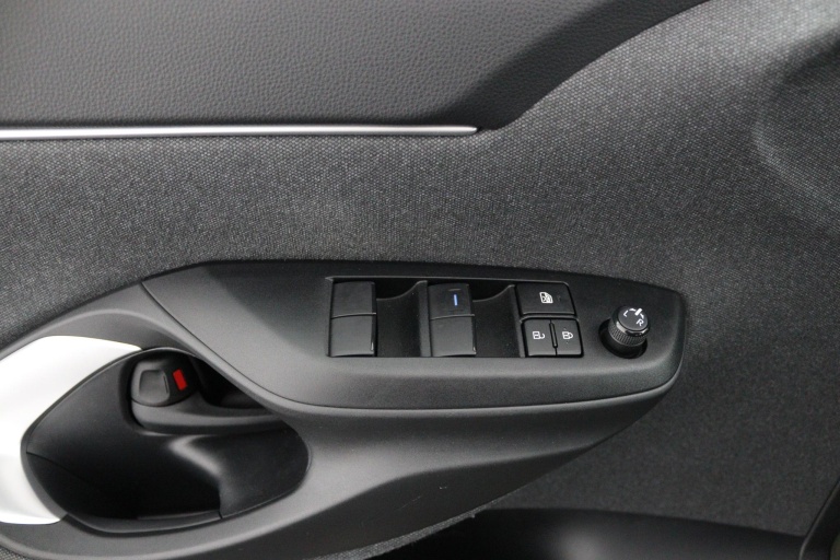 Toyota Yaris Cross - 1.5 Hybrid 27
