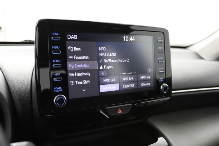 Toyota Yaris Cross - 1.5 Hybrid 8