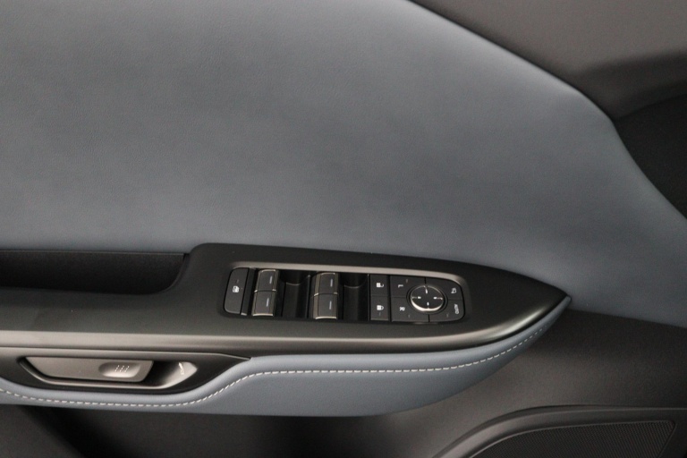 Lexus RZ - 350e 35th Edition 77 kWh 27
