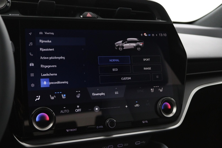 Lexus RZ - 350e 35th Edition 77 kWh 42