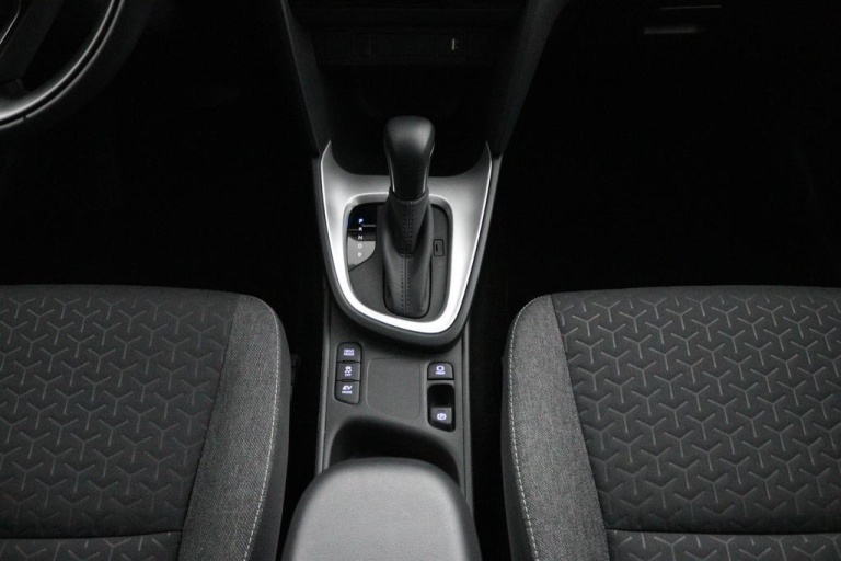 Toyota Yaris Cross - 1.5 Hybrid Dynamic 27