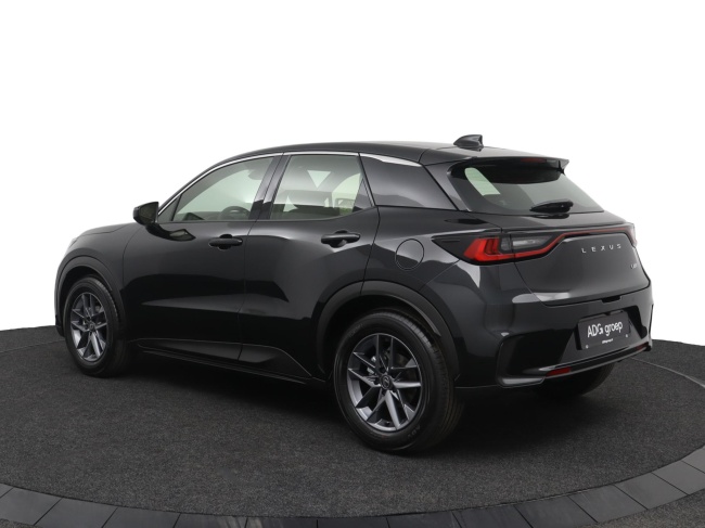 Lexus LBX - 2WD