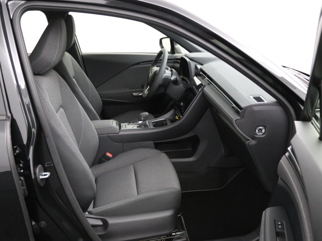 Lexus LBX - 2WD
