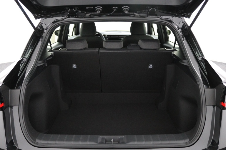 Lexus LBX - 2WD 22