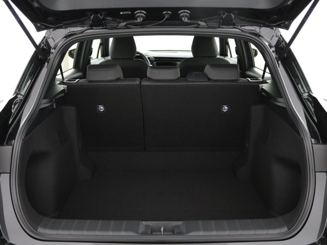 Lexus LBX - 2WD
