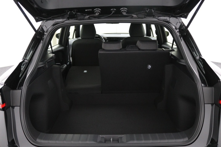 Lexus LBX - 2WD 23