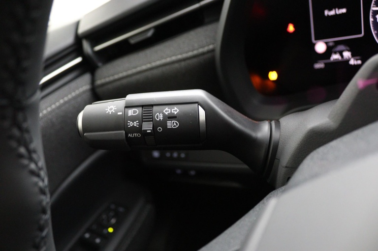 Lexus LBX - 2WD 29