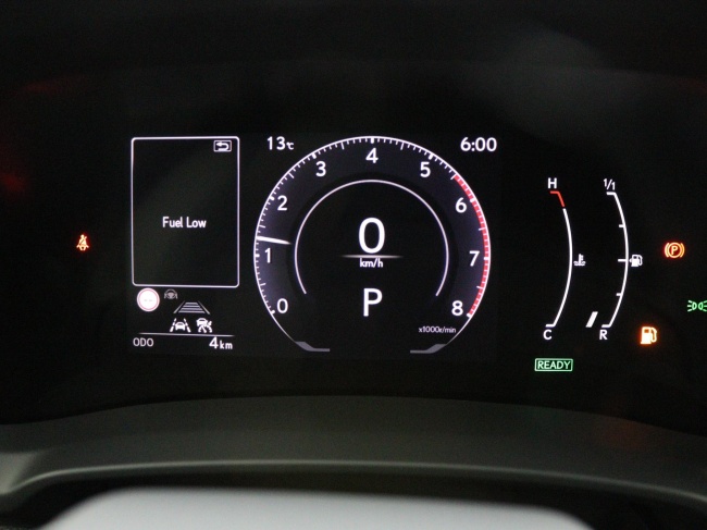Lexus LBX - 2WD
