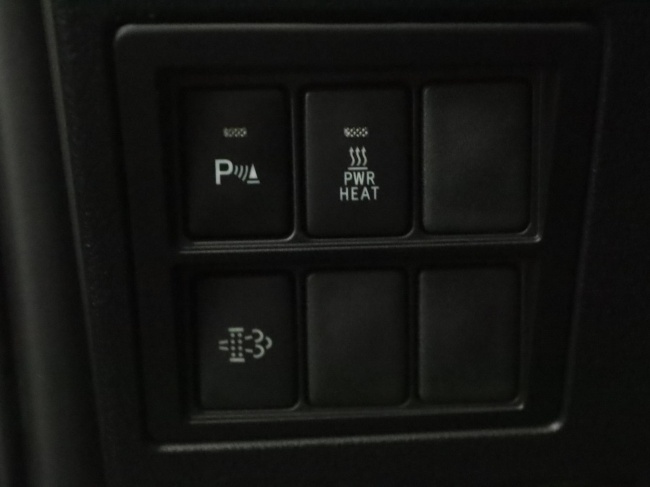 Toyota HiLux - 2.8 D-4D Xtra Cab Invincible