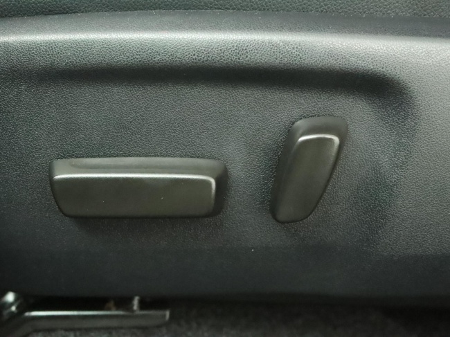 Toyota HiLux - 2.8 D-4D Xtra Cab Invincible