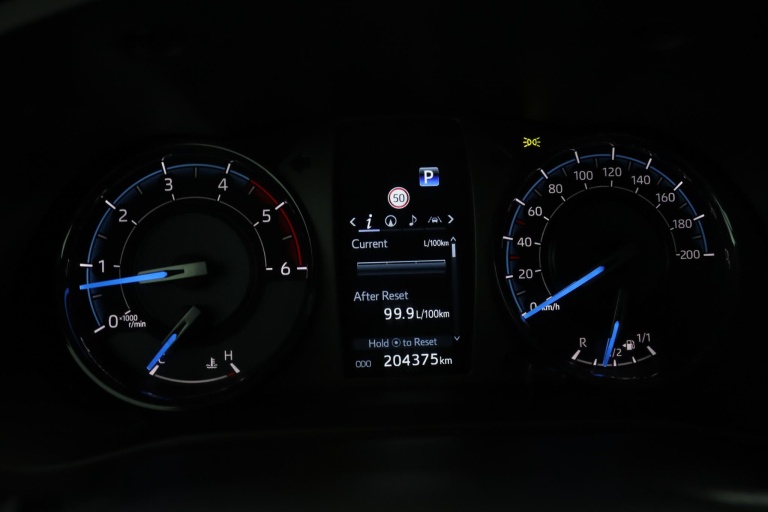 Toyota HiLux - 2.8 D-4D Xtra Cab Invincible 46