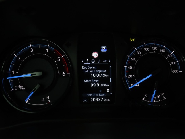 Toyota HiLux - 2.8 D-4D Xtra Cab Invincible