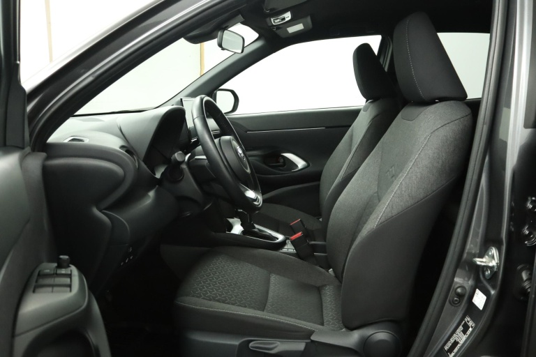Toyota Yaris Cross - 1.5 Hybrid Dynamic 17