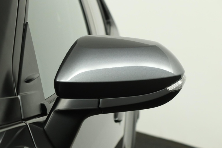 Toyota Yaris Cross - 1.5 Hybrid Dynamic 37