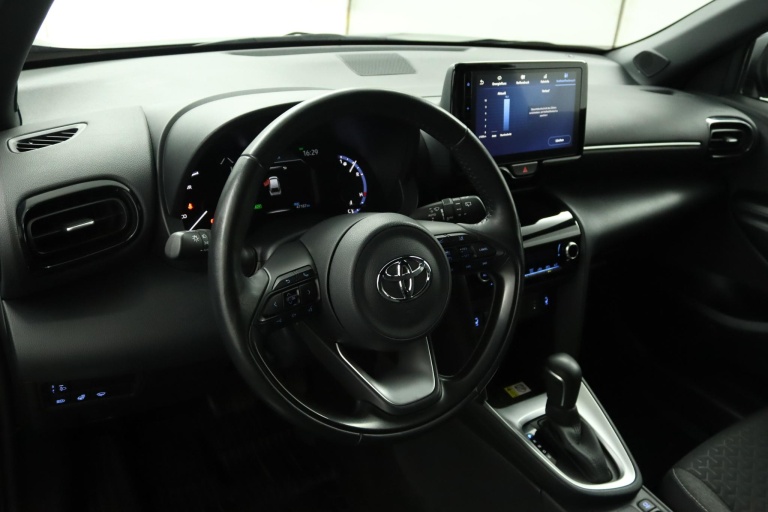 Toyota Yaris Cross - 1.5 Hybrid Dynamic 64