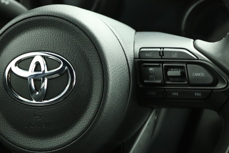 Toyota Yaris - 1.5 Hybrid Executive 21