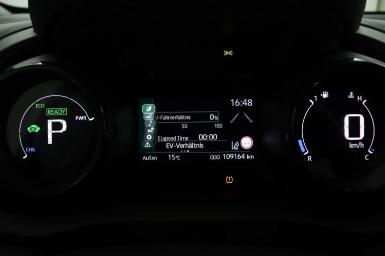 Toyota Yaris - 1.5 Hybrid Executive 44