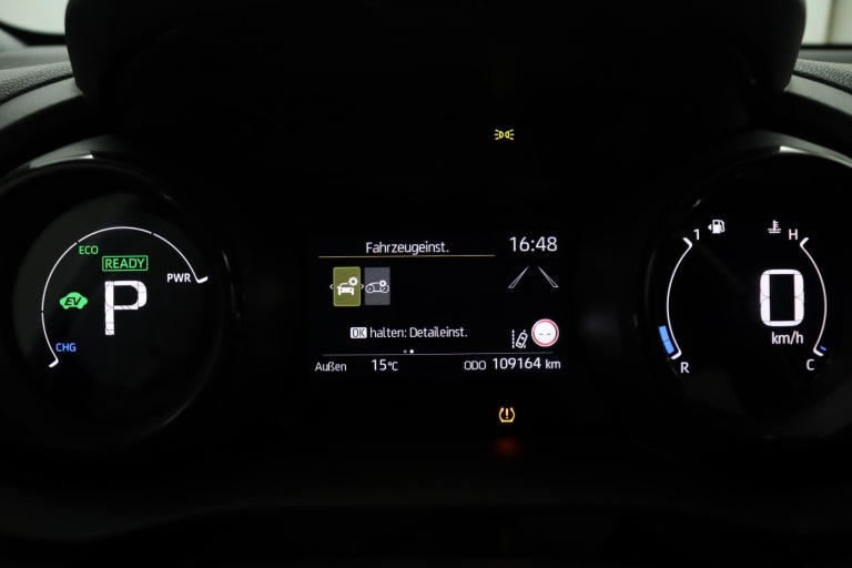 Toyota Yaris - 1.5 Hybrid Executive 51