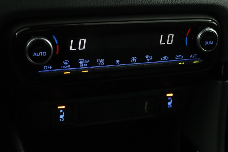 Toyota Yaris - 1.5 Hybrid Executive 7