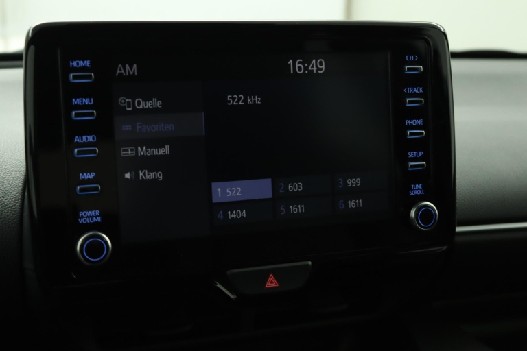 Toyota Yaris - 1.5 Hybrid Executive 9