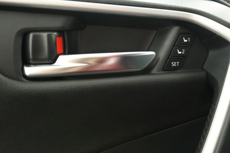 Toyota RAV4 - 2.5 Plug-in Hybrid AWD Bi-Tone Plus 42