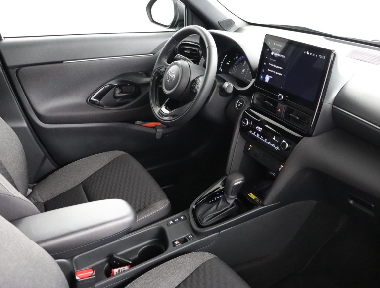 Toyota Yaris Cross - 1.5 Hybrid 130 Dynamic 59