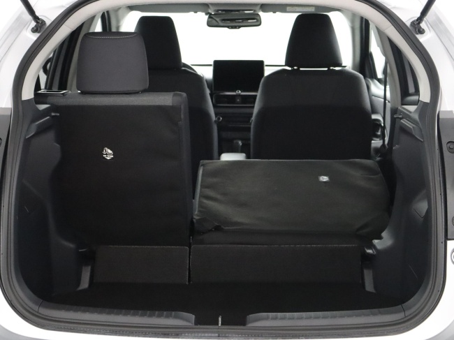 Toyota Yaris - 1.5 Hybrid 115 First Edition