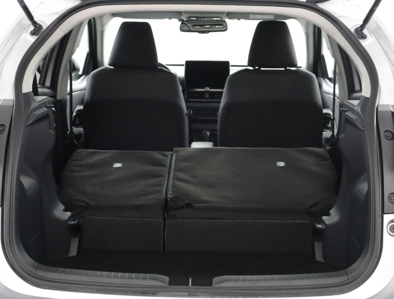 Toyota Yaris - 1.5 Hybrid 115 First Edition 25