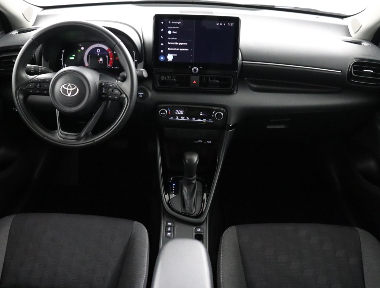 Toyota Yaris - 1.5 Hybrid 115 First Edition 4