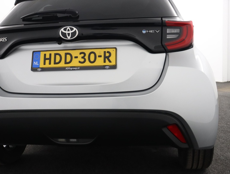 Toyota Yaris - 1.5 Hybrid 115 First Edition 45